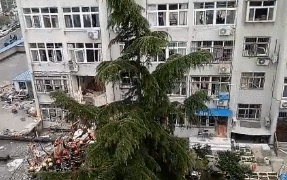 突發(fā)！青島一居民樓發(fā)生爆燃！已造1人死亡，7人受傷！3公里外有震感…