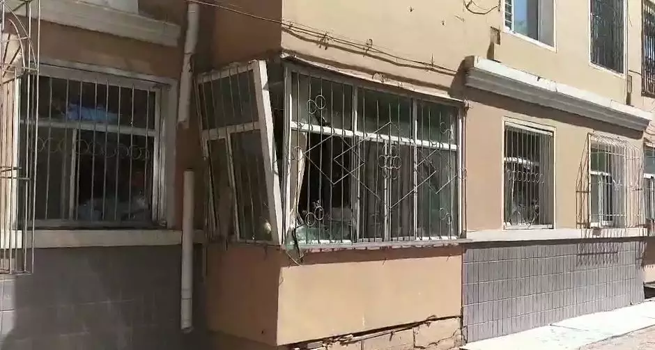 今晨，大慶經(jīng)五街2-41號樓二單元一樓發(fā)生燃氣爆炸！